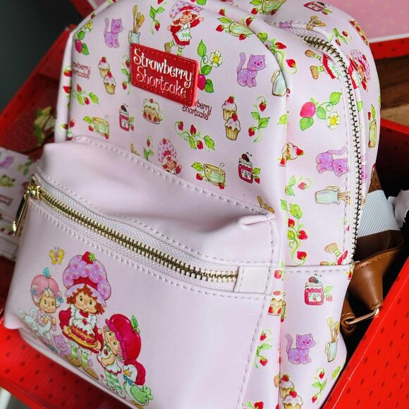 The World of Strawberry Shortcake Backpack Gift Set New! - Picture 8 of 9